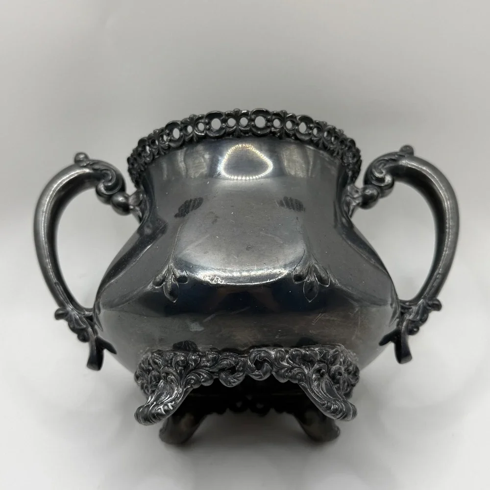 Wilcox Silver Plate Co 5081 Quadruple Plate Ornate Footed Sugar Bowl Antique